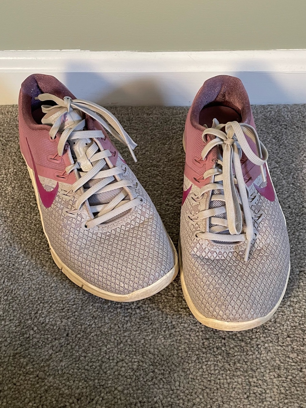 Nike Women’s Mesh Running Shoes - Light Gray & Pink